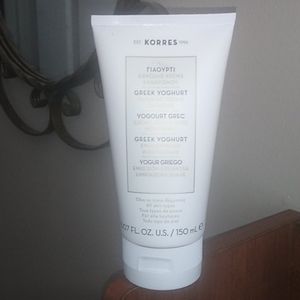 KORRES Greek Yogourt Cream Cleanser